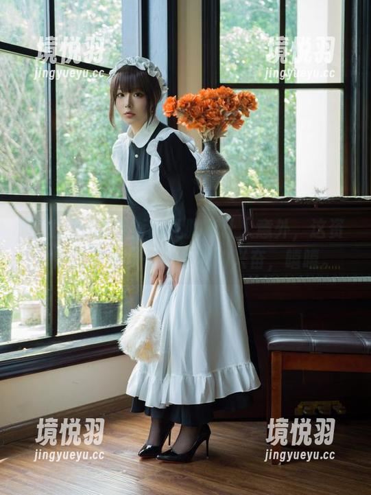 玉汇 kokuhui的礼服真让人意外，这资源使我感受到一种不明的兴奋，嘻嘻。
